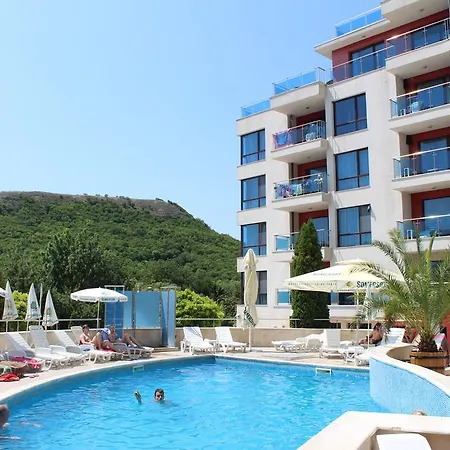 Apartment Private Marine Area